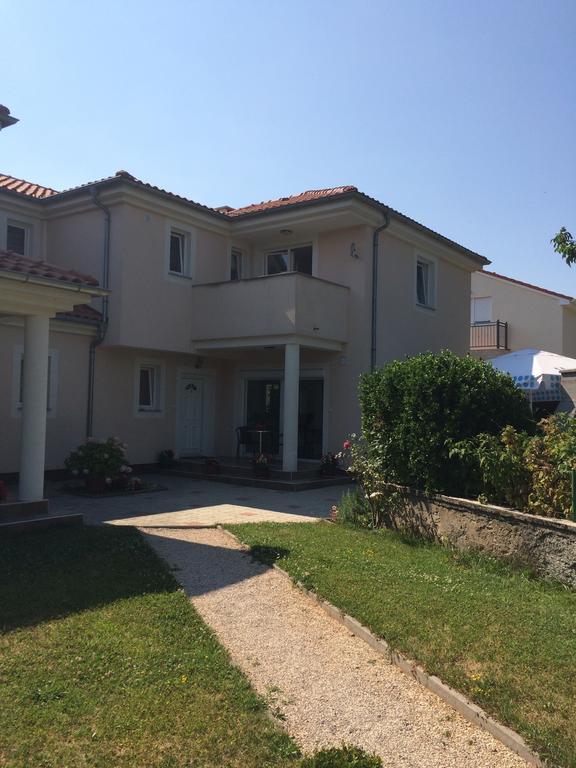 Apartment Casa Eni Drazice Exterior foto